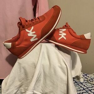 🔥Best offers, Michael Kors, size 8.5, great condition, super clean